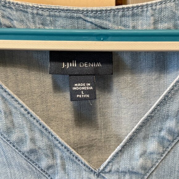 J. Jill Denim V Neck Tank with Shoulder Ties - Picture 4 of 4